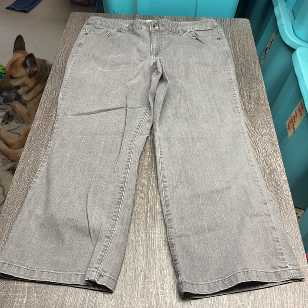 Like new stretch denim lightweight